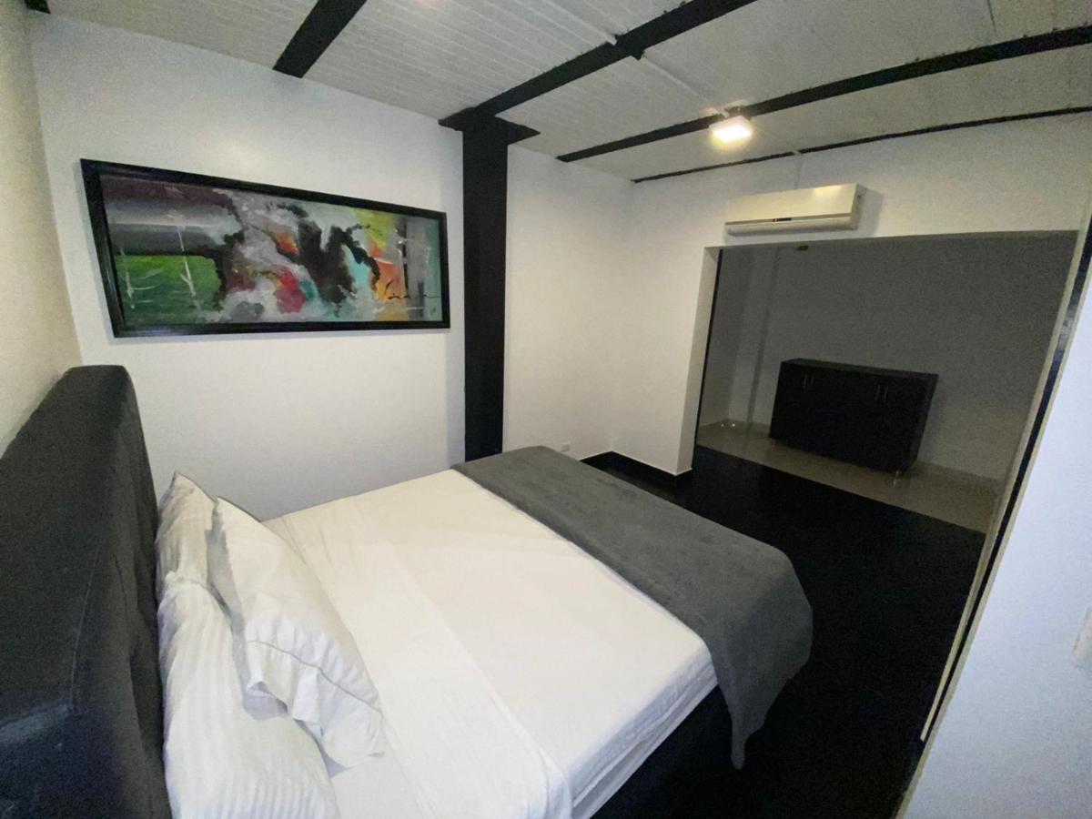Aparthotel Provenza Lofts Medellín Esterno foto