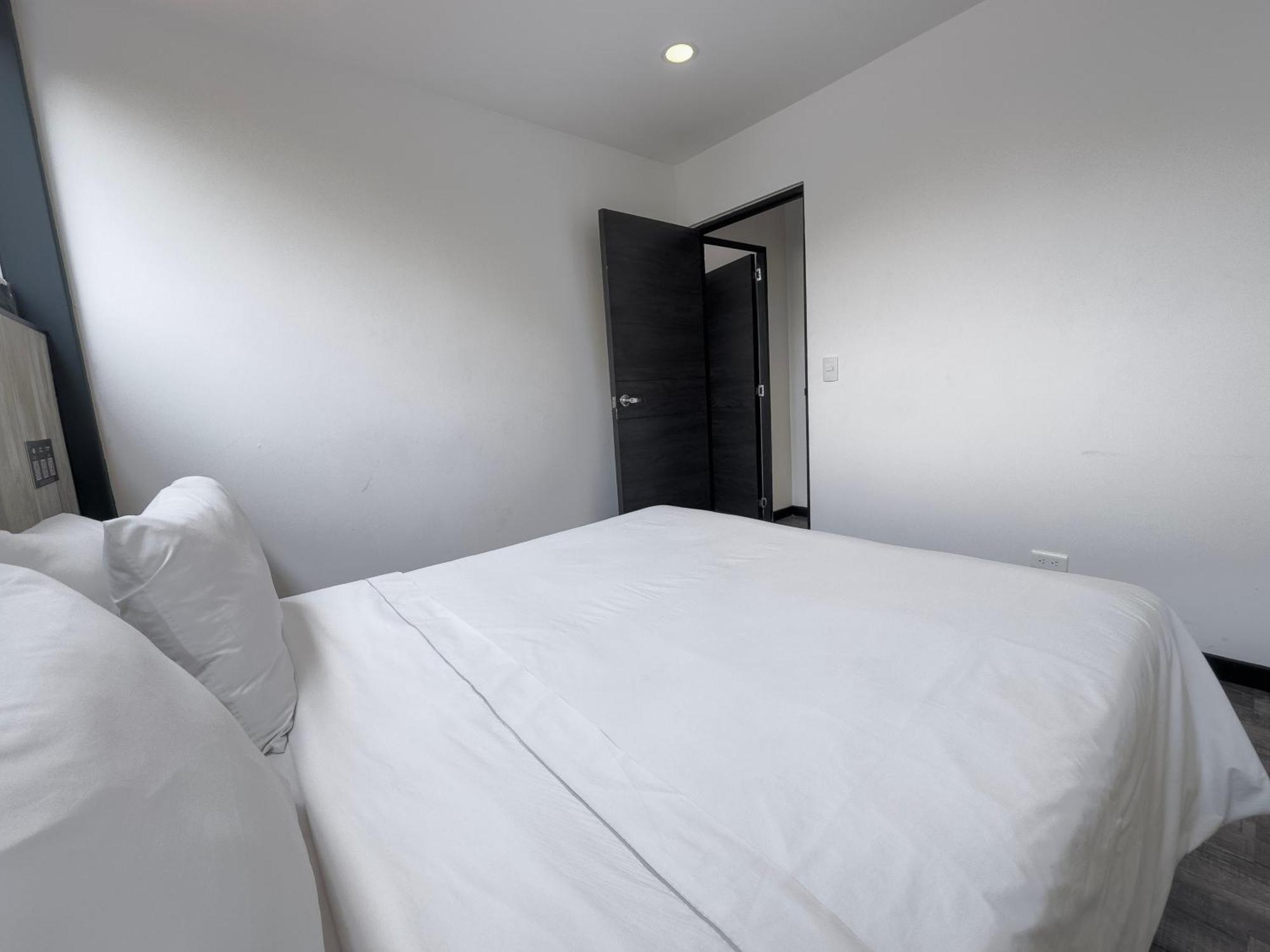 Aparthotel Provenza Lofts Medellín Esterno foto
