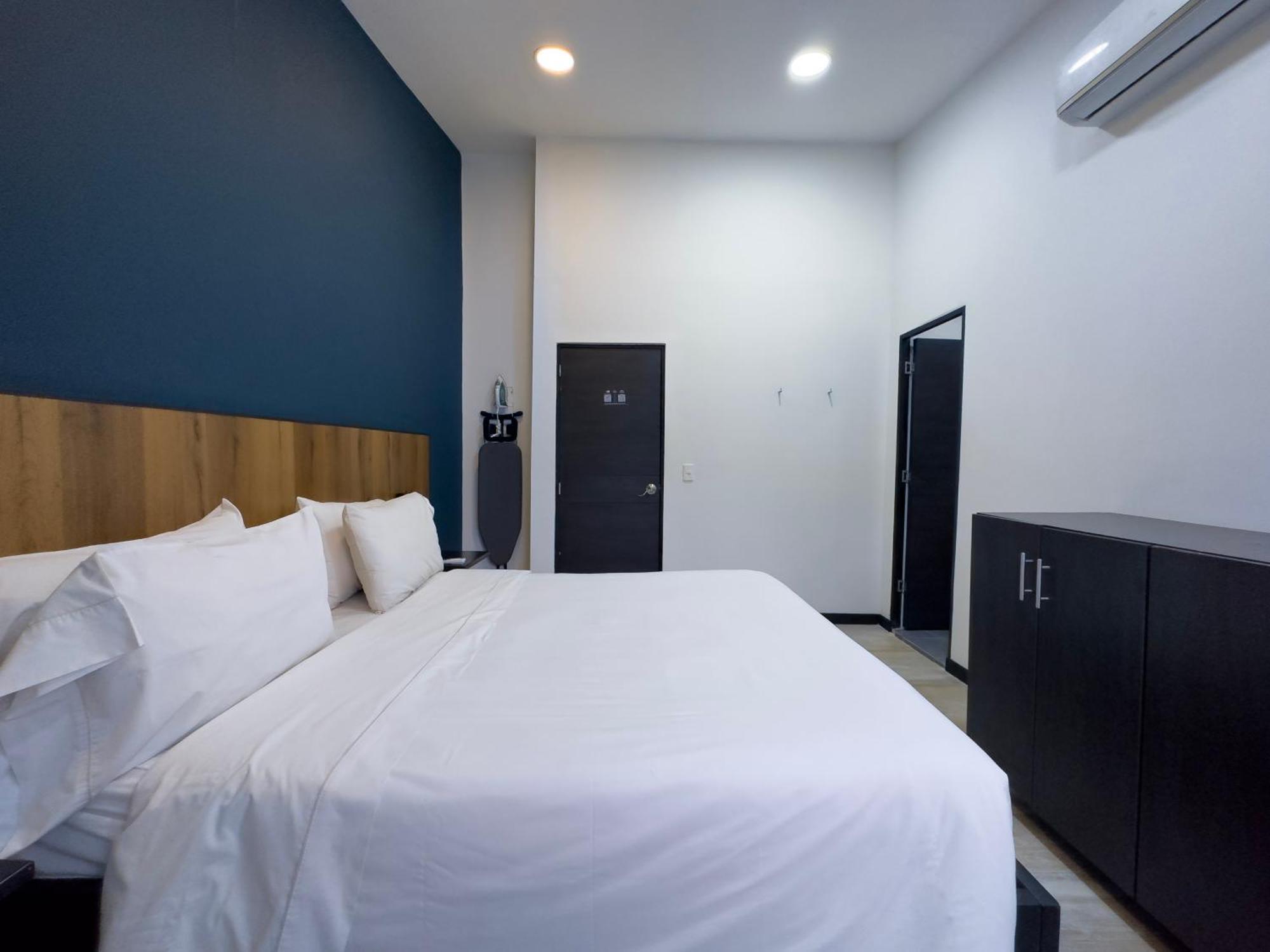 Aparthotel Provenza Lofts Medellín Esterno foto