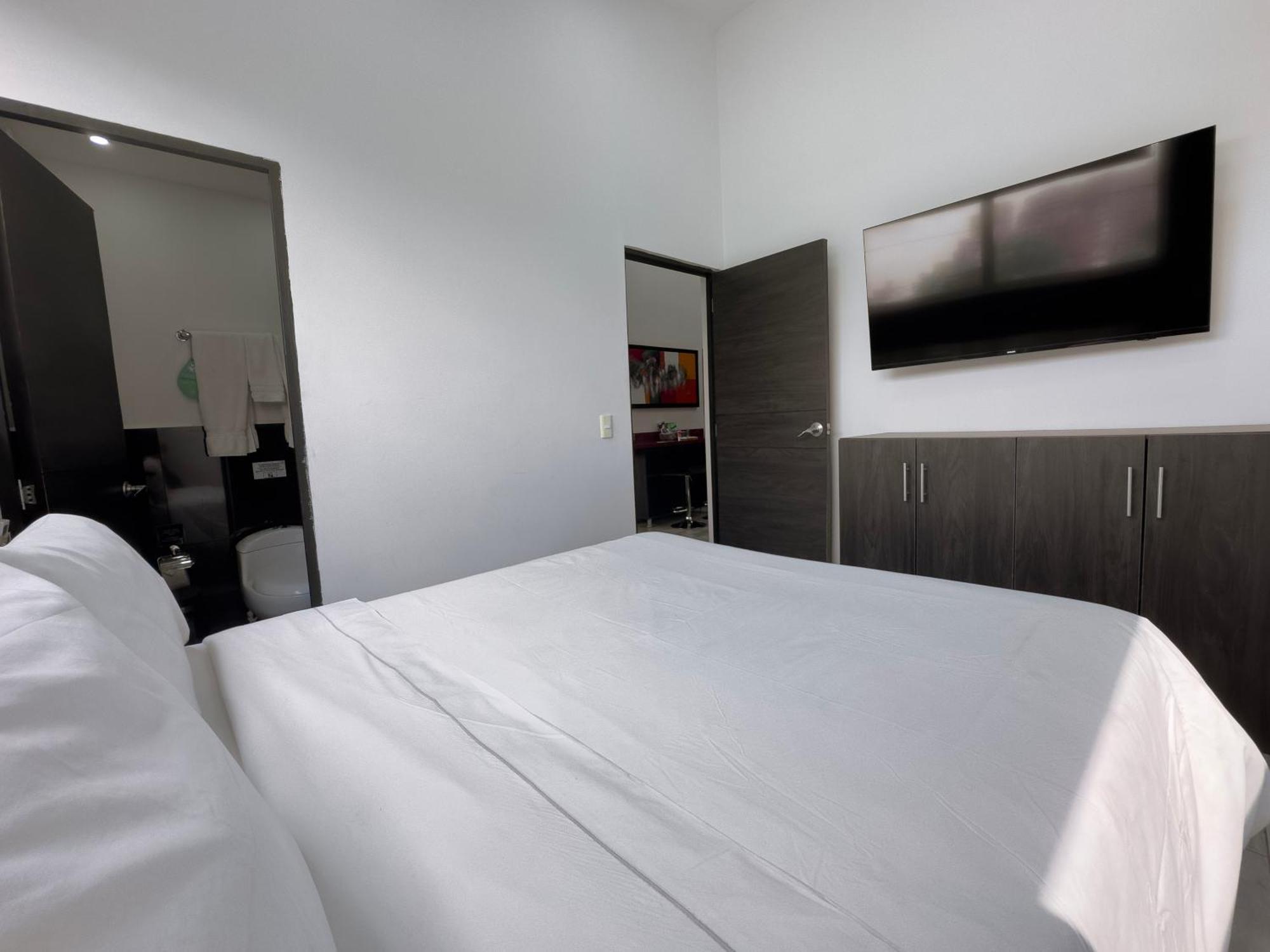 Aparthotel Provenza Lofts Medellín Esterno foto