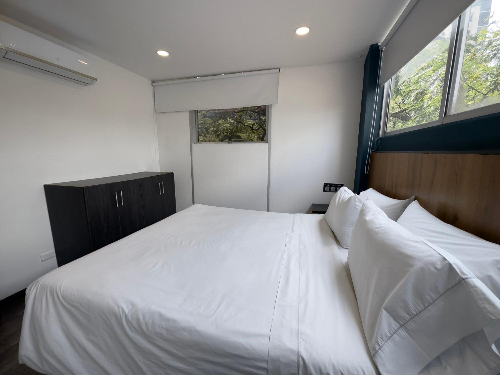 Aparthotel Provenza Lofts Medellín Esterno foto