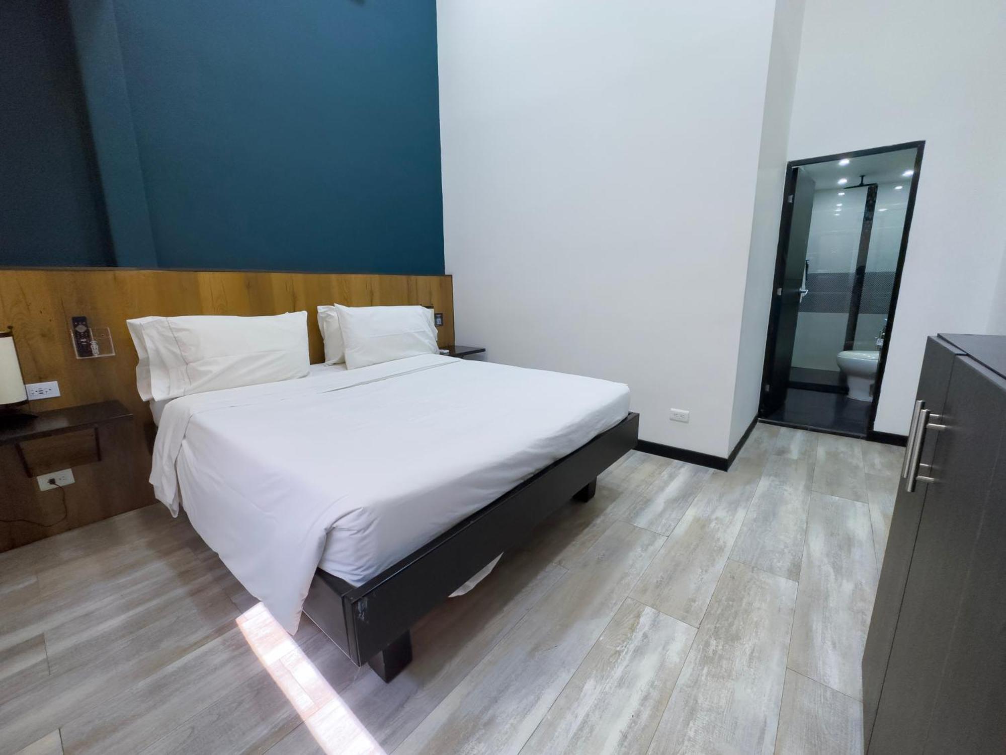 Aparthotel Provenza Lofts Medellín Esterno foto