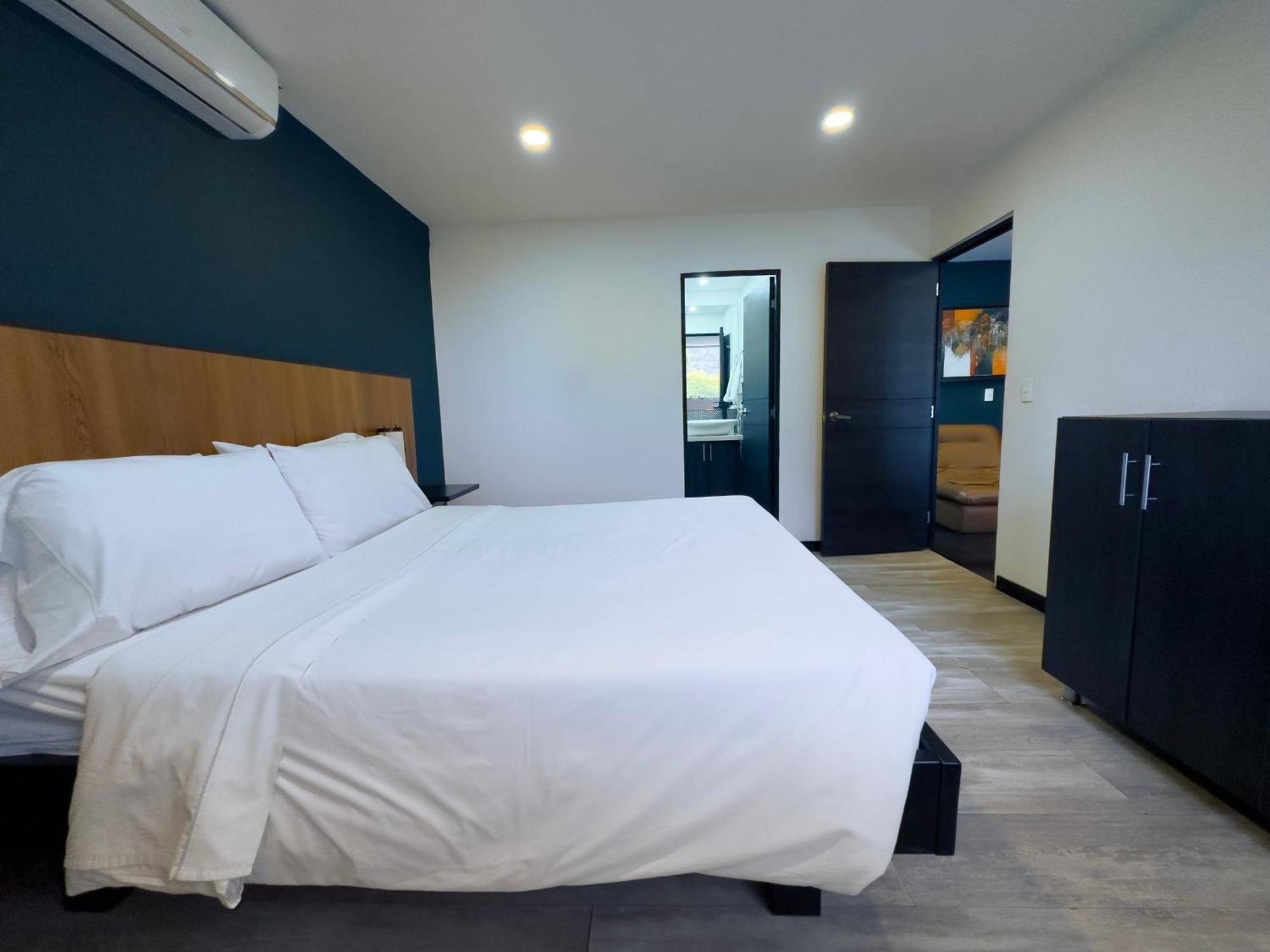 Aparthotel Provenza Lofts Medellín Esterno foto