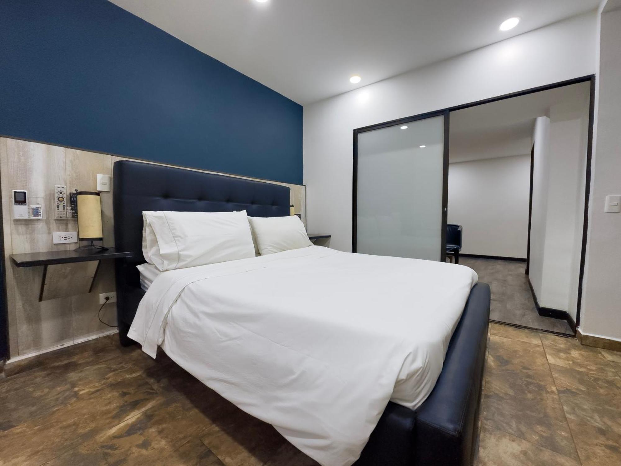 Aparthotel Provenza Lofts Medellín Esterno foto