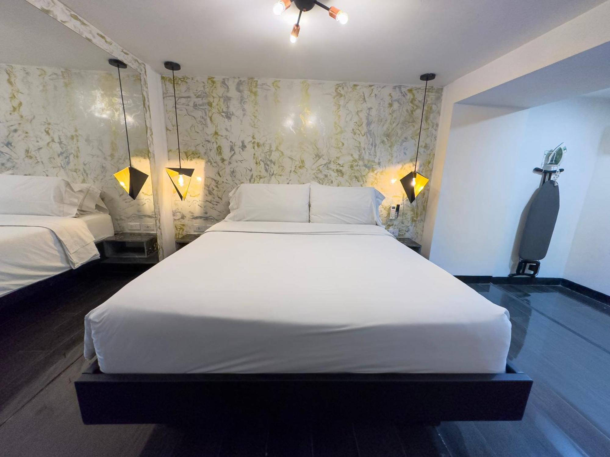 Aparthotel Provenza Lofts Medellín Esterno foto